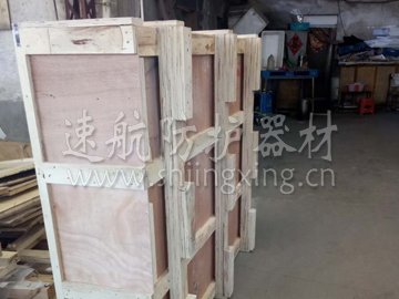 铅板箱